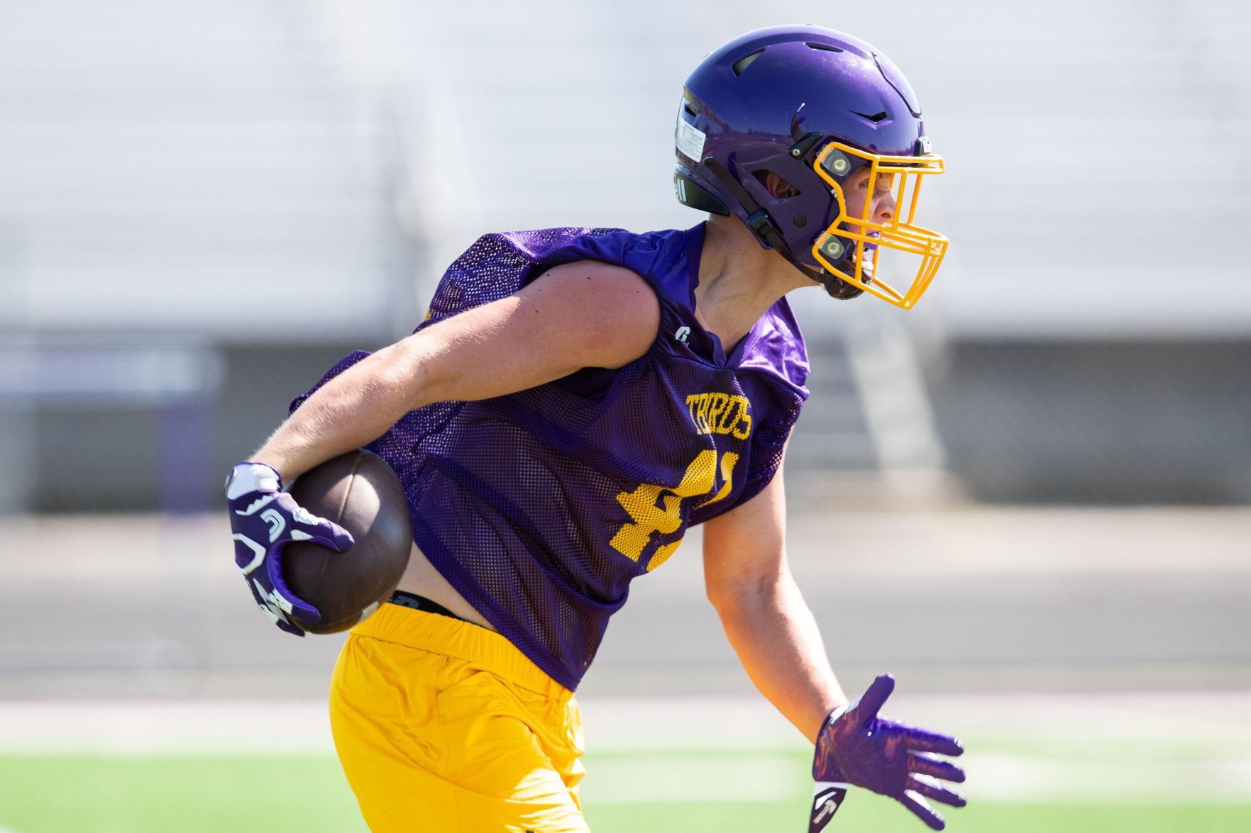 Bellevue West vs Lewis Central